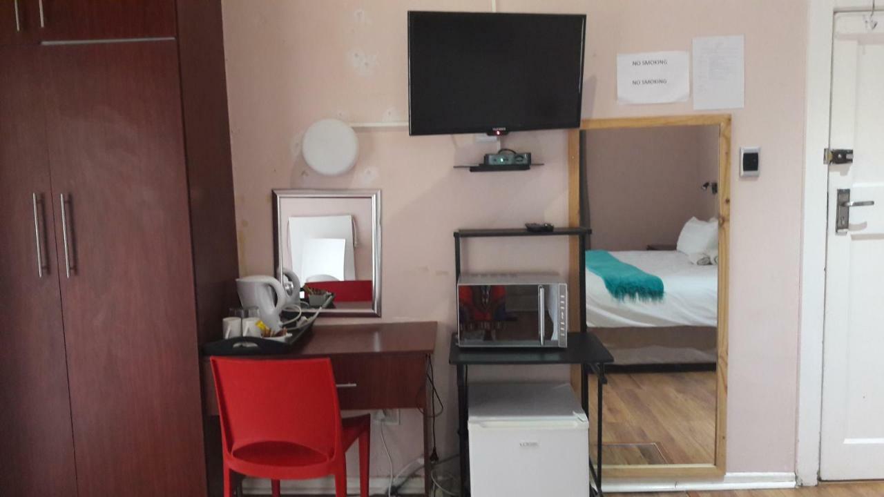Beverly Corner Lodge Matatiele Bagian luar foto