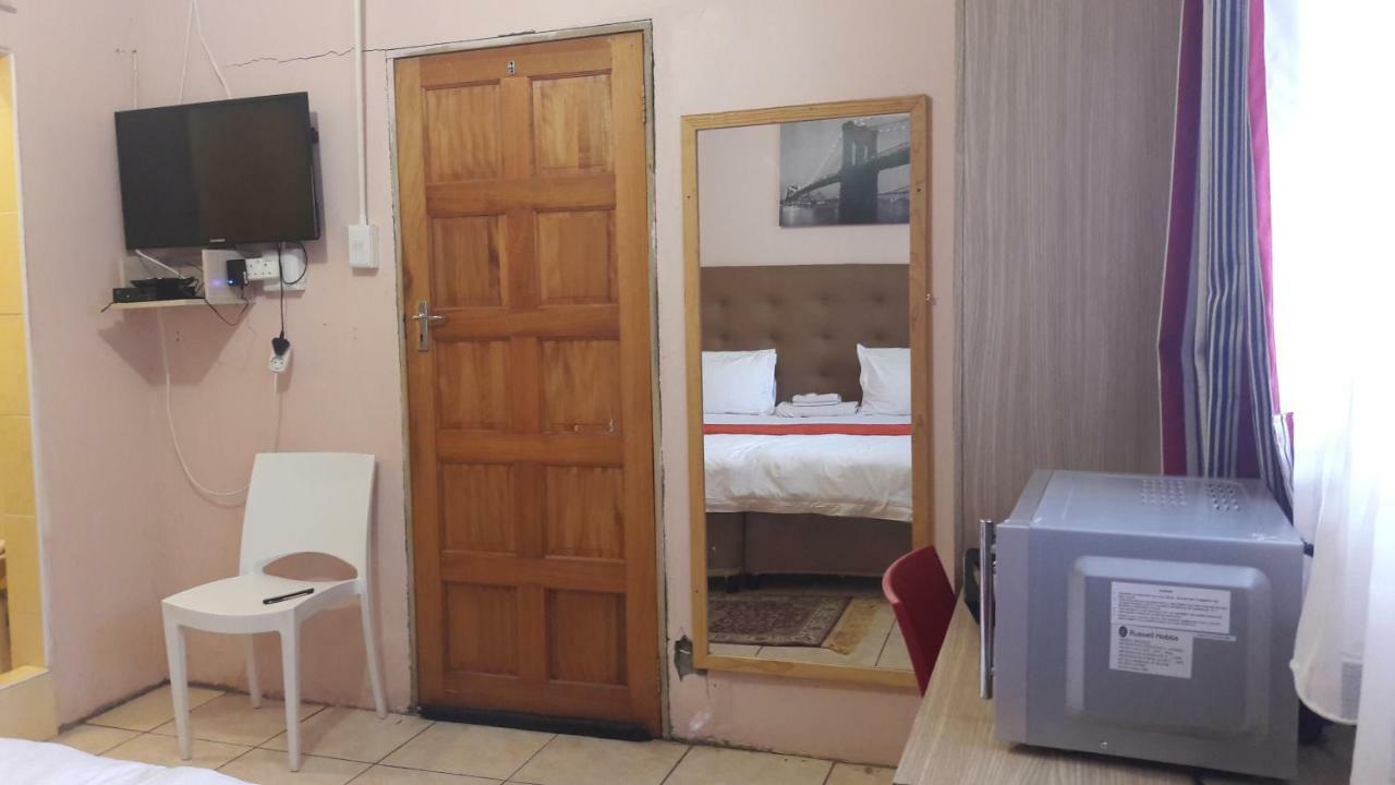 Beverly Corner Lodge Matatiele Bagian luar foto