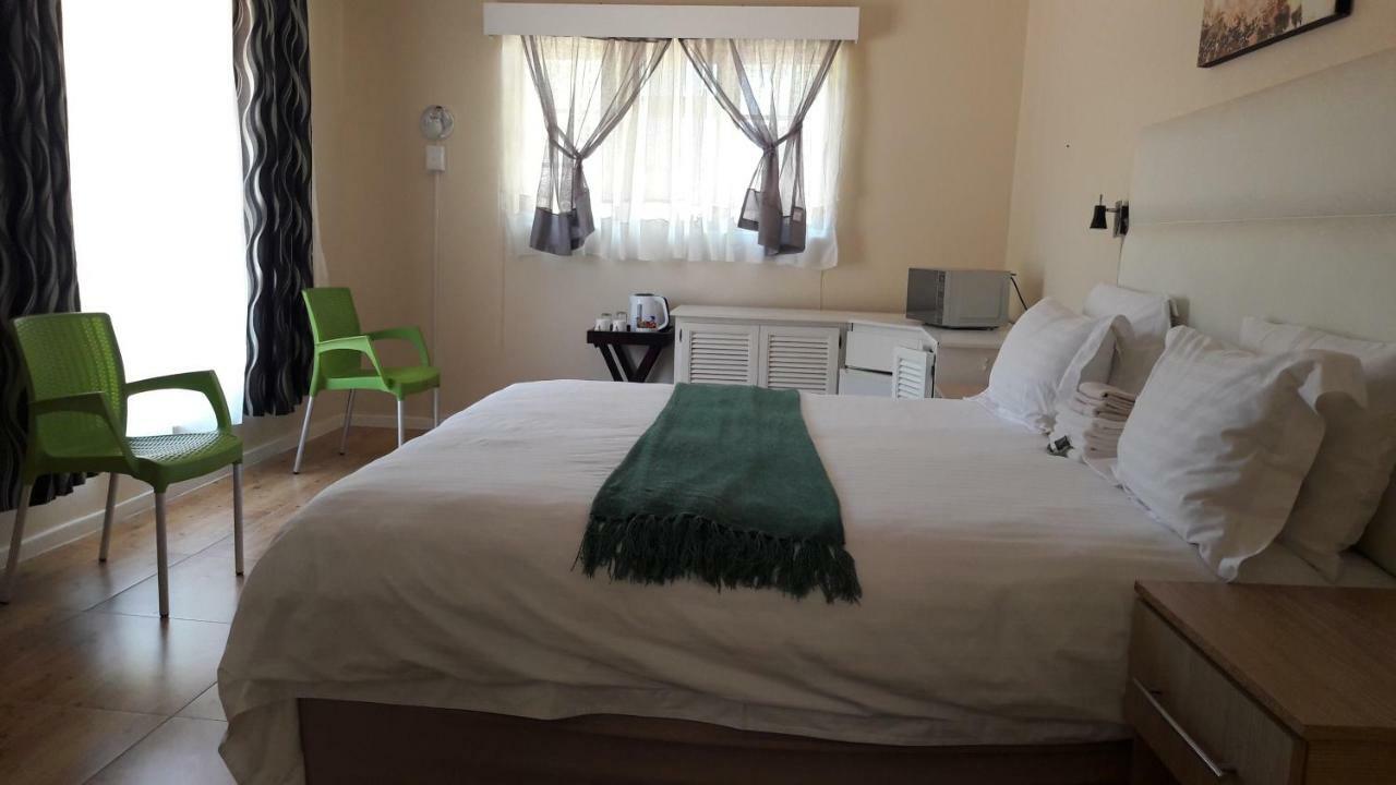 Beverly Corner Lodge Matatiele Bagian luar foto