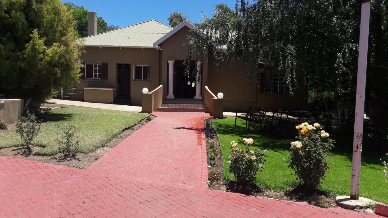 Beverly Corner Lodge Matatiele Bagian luar foto